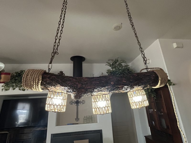 Rustic Log Chandelier – Handcrafted Elegance with Warm Glow