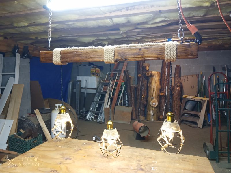Rustic Beam Light Trio (3 lights) - Geometric Shade / Edison Bulbs